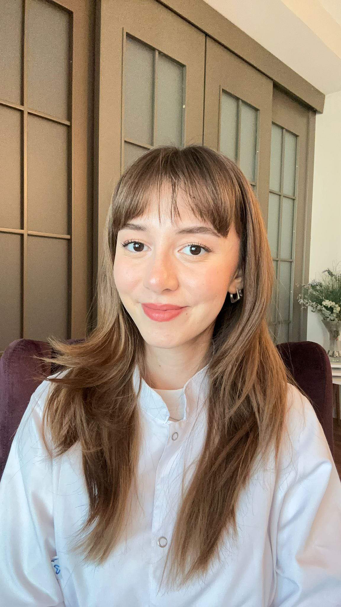 Ecz. Burcu Kiraz